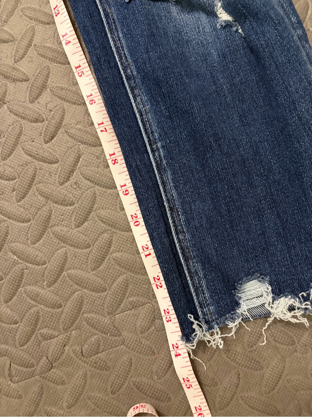 Bridge by Gly buckle distressed jeans 26 petite - Picture 2 of 4